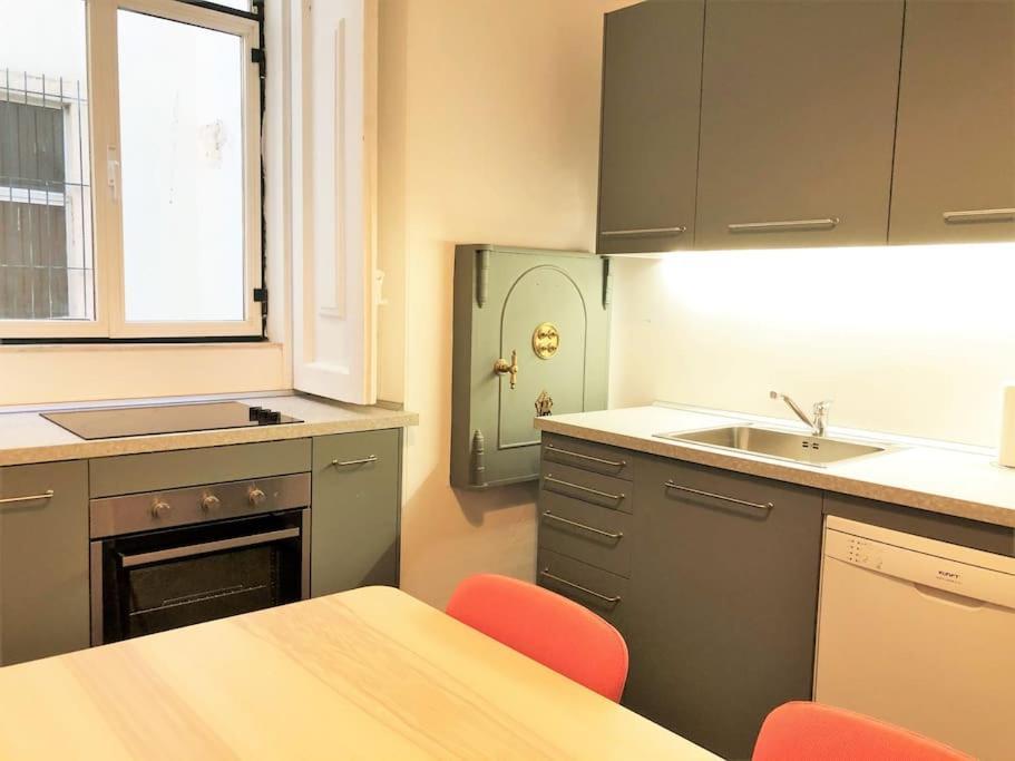 Sj1D Heart Of Baixa With New A/C * Stylish Apartment ลิสบอน ภายนอก รูปภาพ